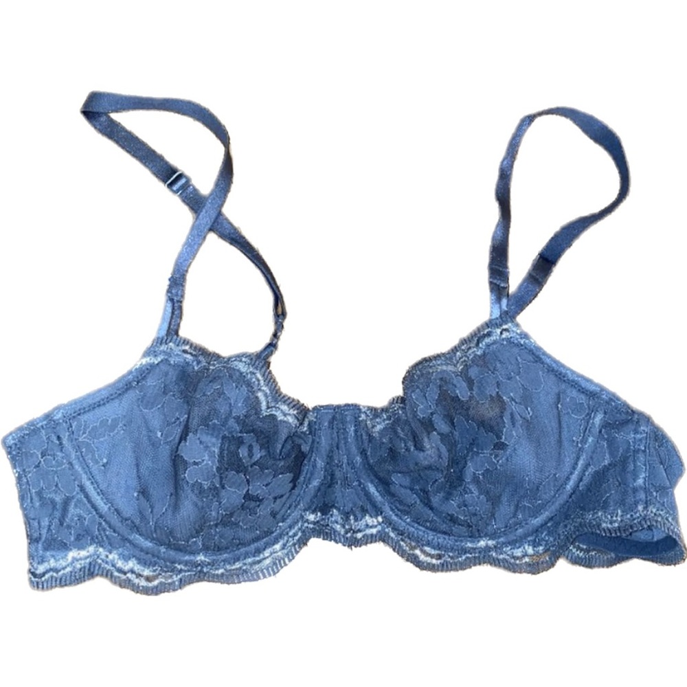 Victoria's Secret Gray Lace Underwire Bra 32B